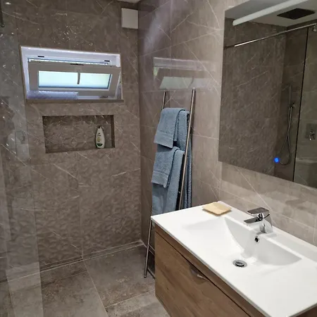 Casa Nikana * Turcifal