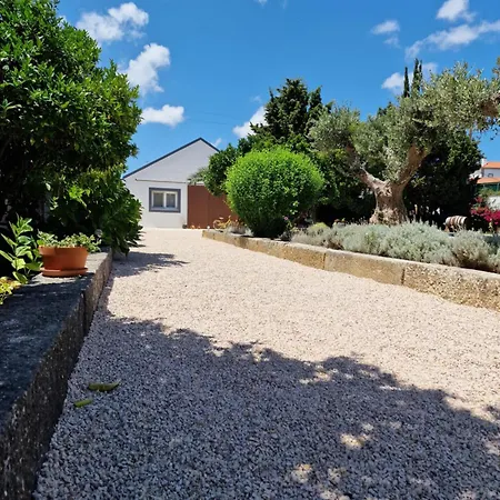 Casa Nikana Villa Turcifal